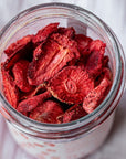 Sadowski Bee Gardens Freeze-dried strawberries 35g - Pasieki Sadowskich - Vesa Beauty
