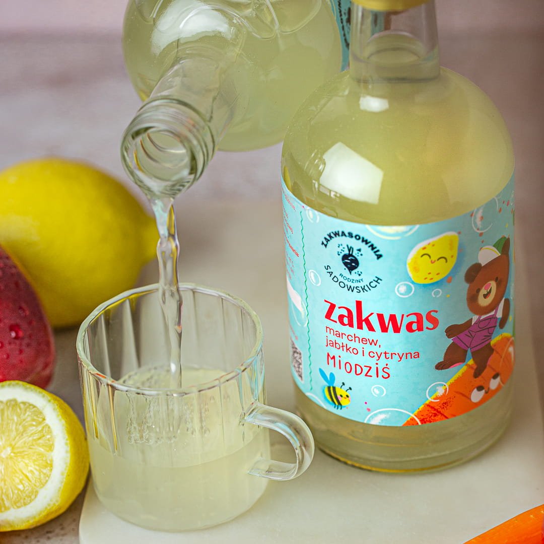 Carrot Kvass with Apple & Lemon - Honey Bear 500ml - Sadowski Bee Gardens - Vesa Beauty