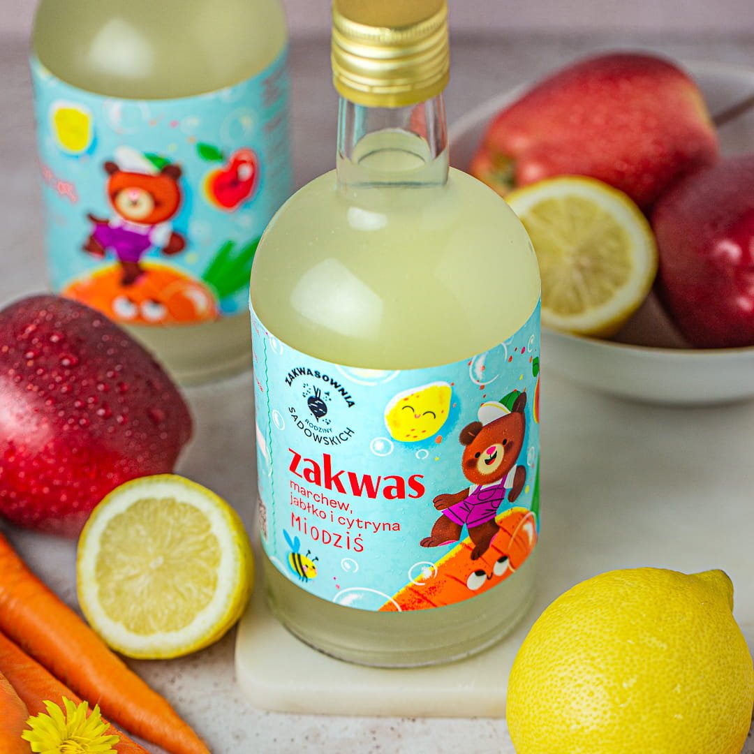 Carrot Kvass with Apple & Lemon - Honey Bear 500ml - Sadowski Bee Gardens - Vesa Beauty