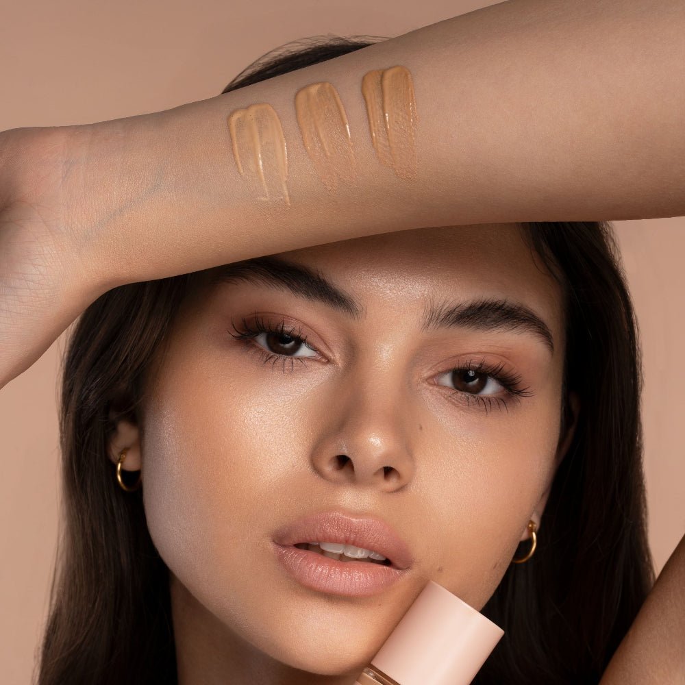 Flawless Glow - Multi - tasking Illuminating Base + Foundation 30ml - Bielenda - Vesa Beauty