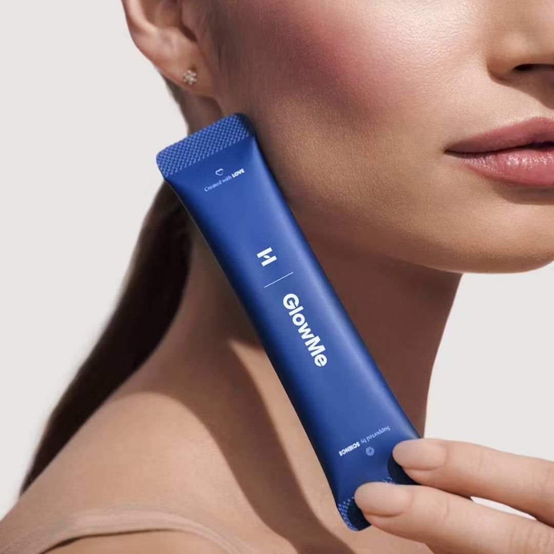 GlowMe (raspberry - blueberry flavour) - Formula with fish collagen, no added sugars or sweeteners 30sachets - HealthLabs Care - Vesa Beauty