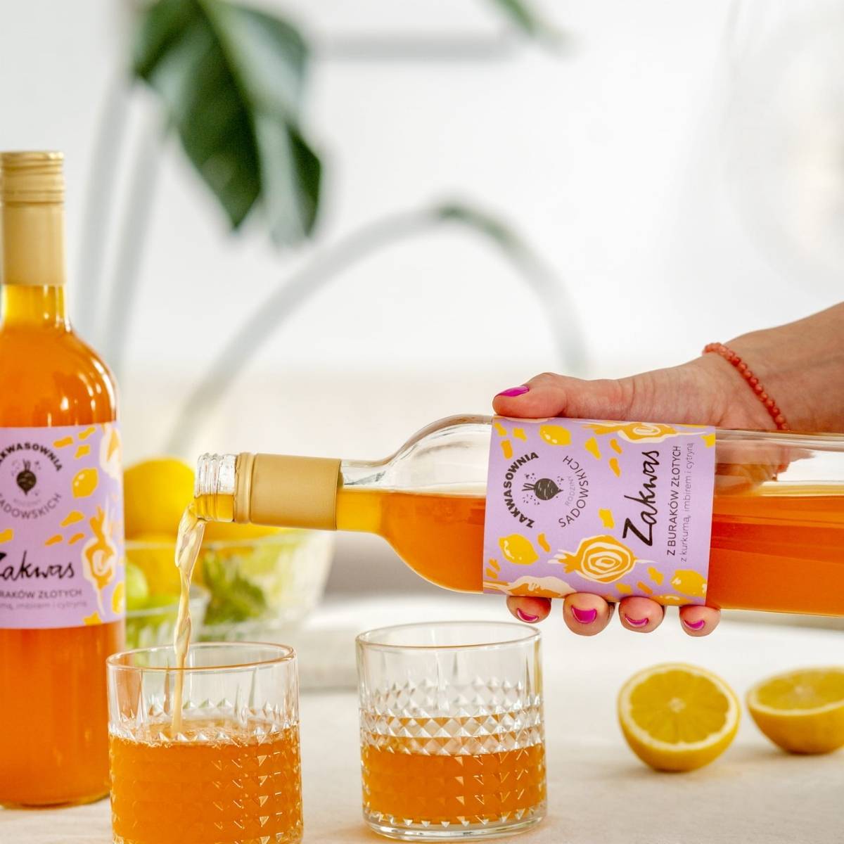 Golden Beetroot kvass with turmeric, ginger and lemon 750ml - Sadowski Bee Gardens - Vesa Beauty