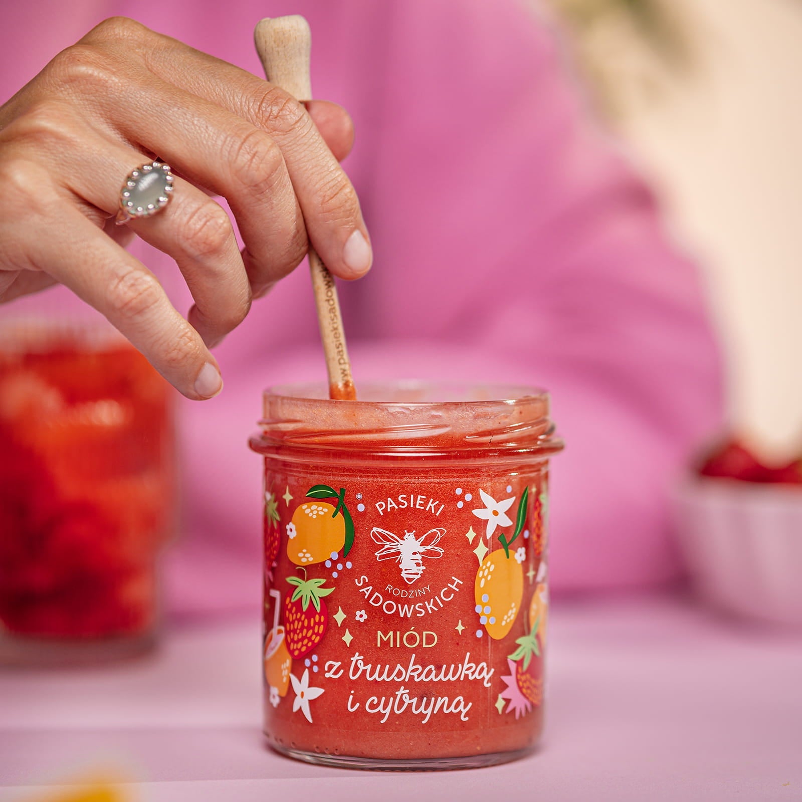 Honey with Strawberry & Lemon 430g - Sadowski Bee Gardens - Vesa Beauty