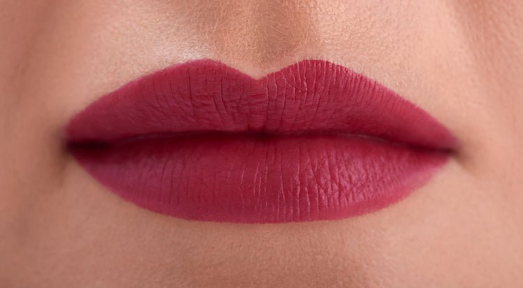 PAESE THE KISS LIPS SET - Liquid Lipstick & Lip Liner - 05 Raspberry Red - PAESE - Vesa Beauty