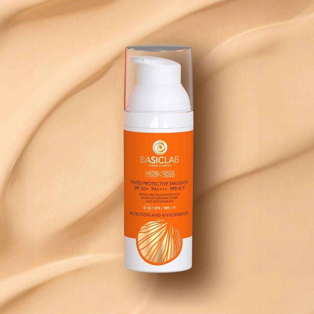 PROTECTICUS Tinted Protective Emulsion SPF50++++ 50ml - BasicLab - Vesa Beauty
