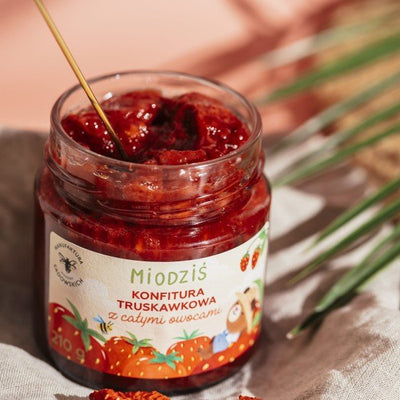 Sadowski Bee Gardens Strawberry jam with whole fruit - Honey bear 210g - Pasieki Sadowskich - Vesa Beauty