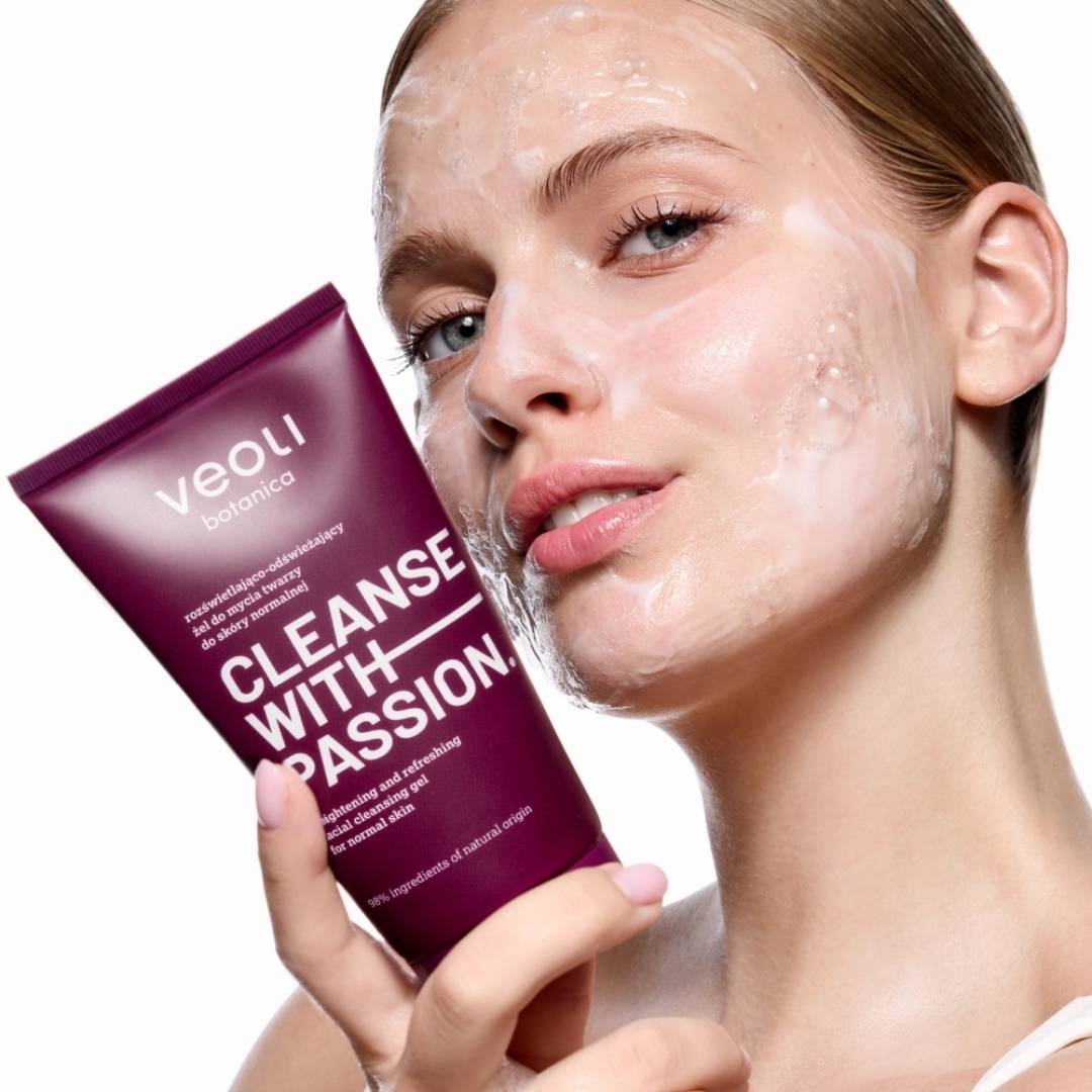 Veoli Botanica CLEANSE WITH PASSION brightening and refreshing facial cleansing gel for normal skin 150ml - Veoli Botanica - Vesa Beauty