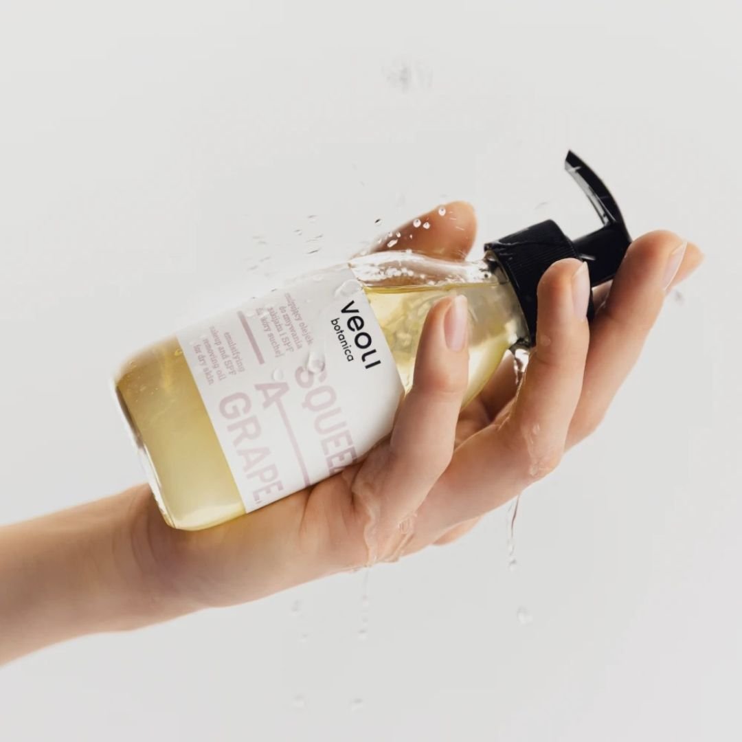 Veoli Botanica SQUEEZE A GRAPE emulsifying makeup and SPF removing oil for dry skin 150ml - Veoli Botanica - Vesa Beauty