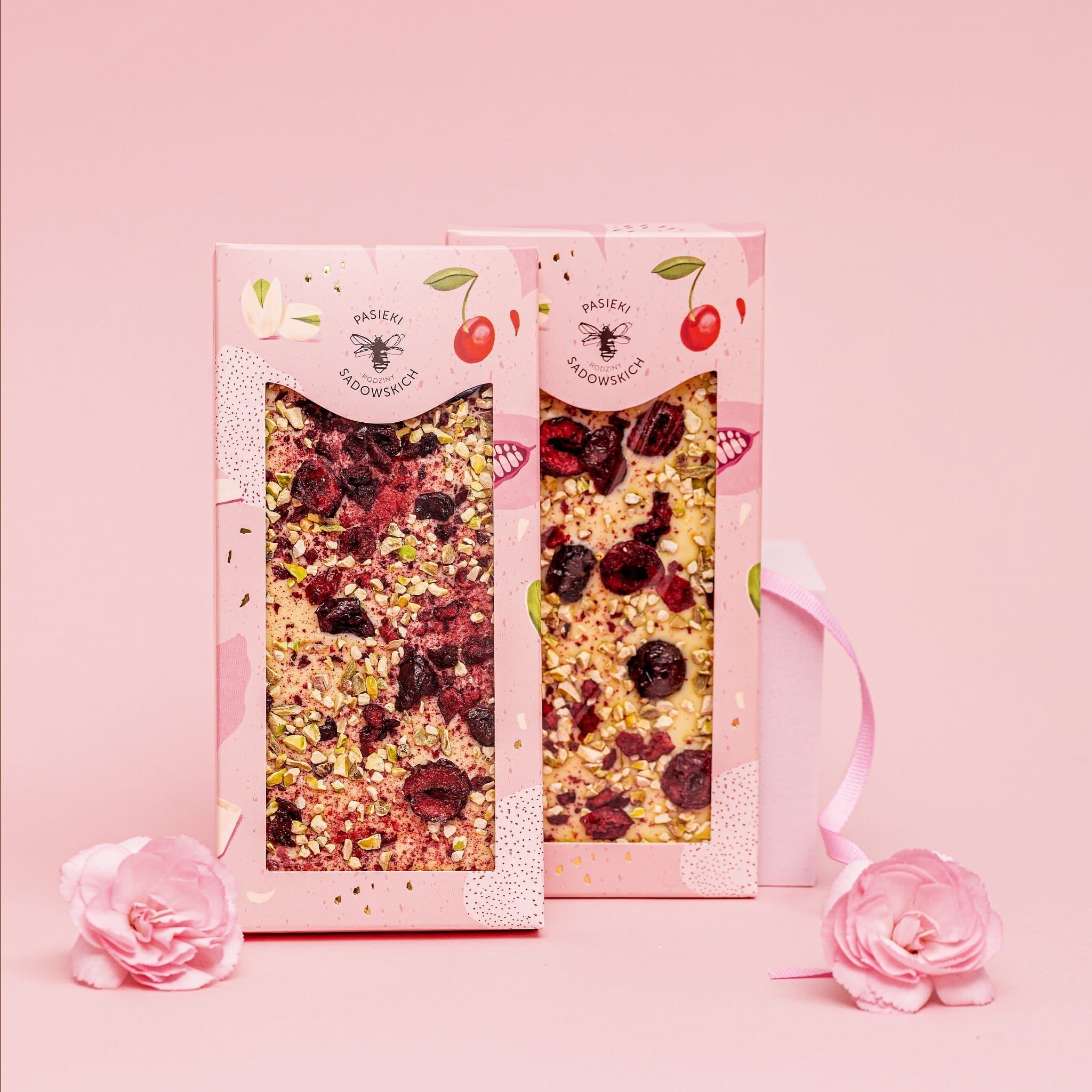 White chocolate with cherries & pistachios 85g (1pc) - Sadowski Bee Gardens - Vesa Beauty